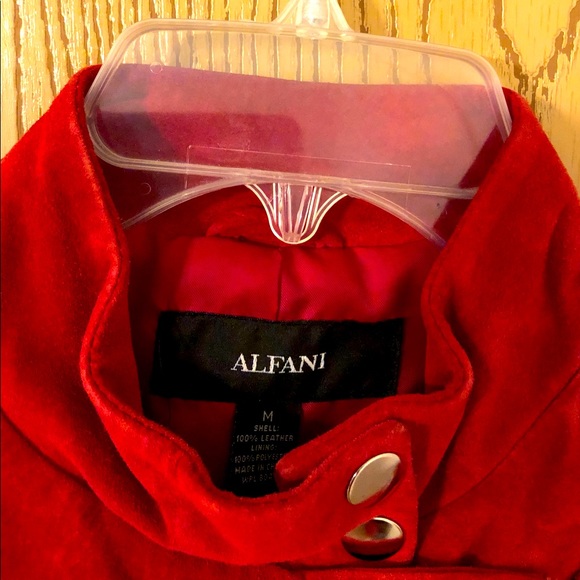 ALFANI. Red, suede jacket. Size M. - Picture 4 of 9